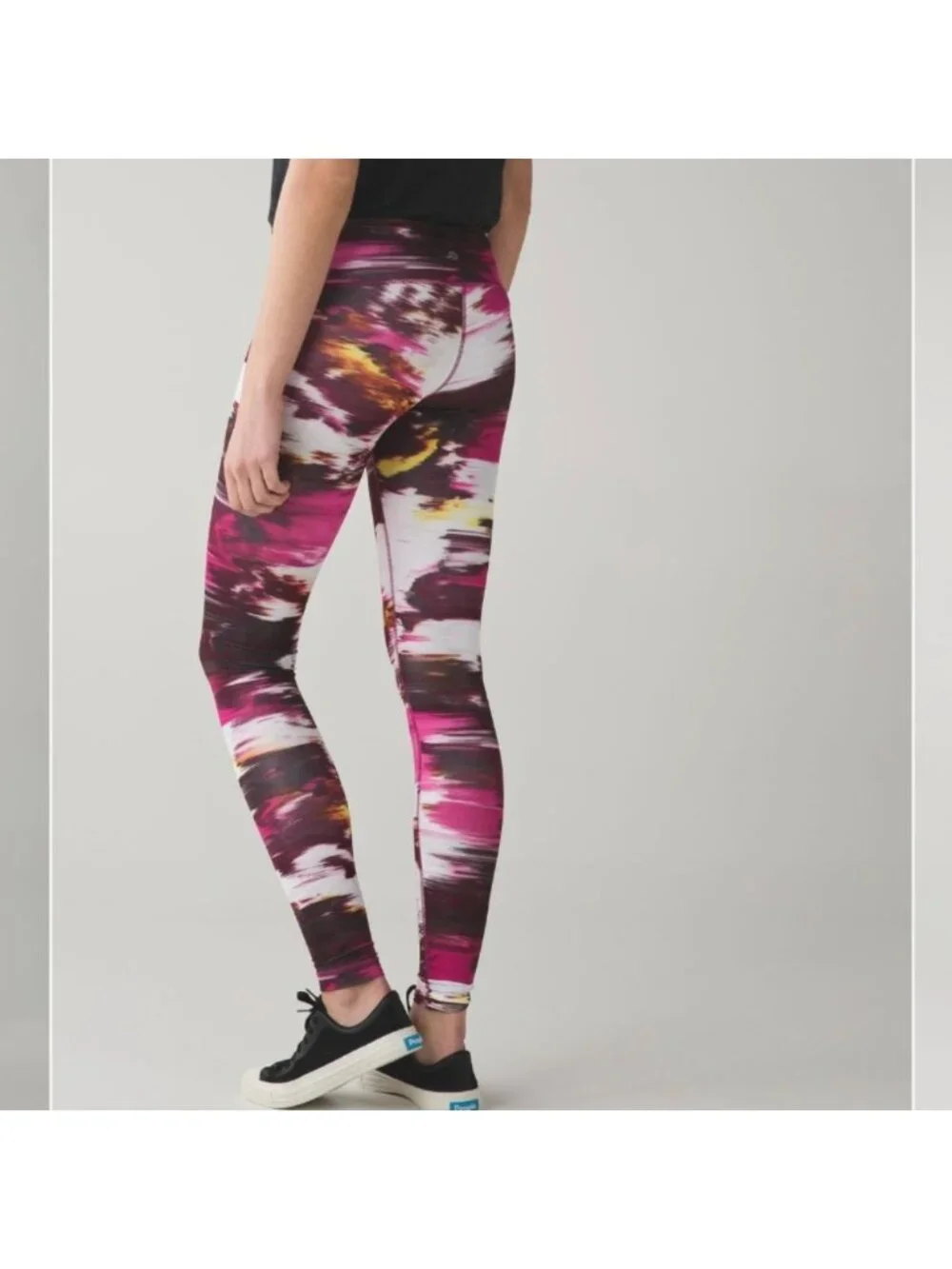 Lululemon Wunder Under Pant III Full-On Luxtreme Pigment Wind Berry Rumble Multi